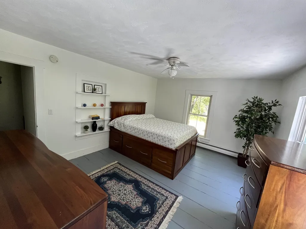 39 Bonnyvale Road Brattleboro VT 05301