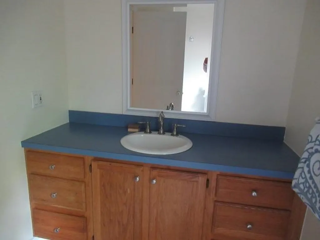 39 Bonnyvale Road Brattleboro VT 05301