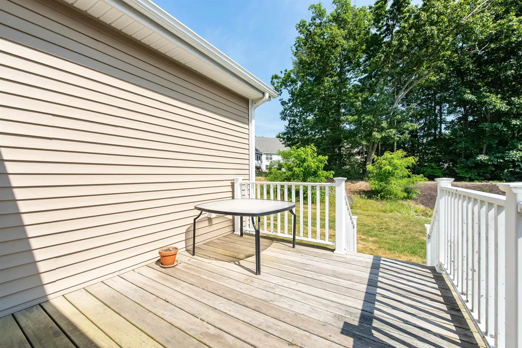 38 Cielo Drive Dover NH 03820