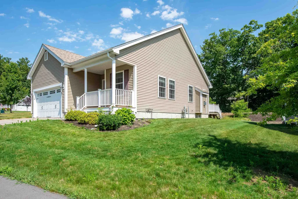 38 Cielo Drive Dover NH 03820