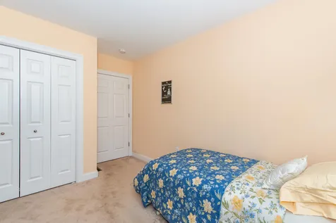 38 Cielo Drive Dover NH 03820