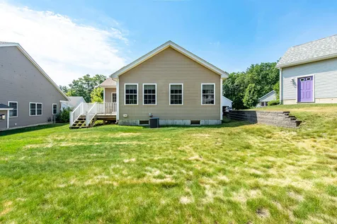 38 Cielo Drive Dover NH 03820