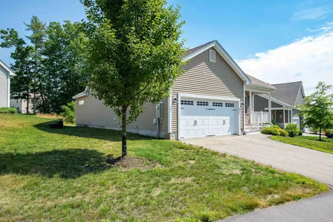 38 Cielo Drive Dover NH 03820