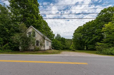 46 North Road Sunapee NH 03782