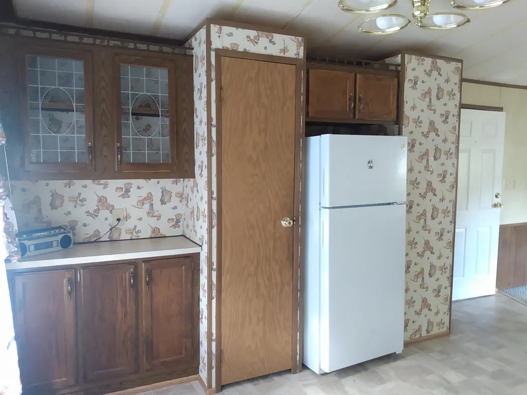 2 Agent Road Raymond NH 03077