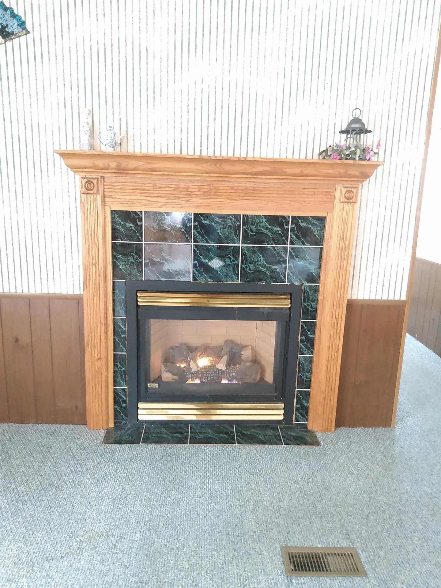 2 Agent Road Raymond NH 03077