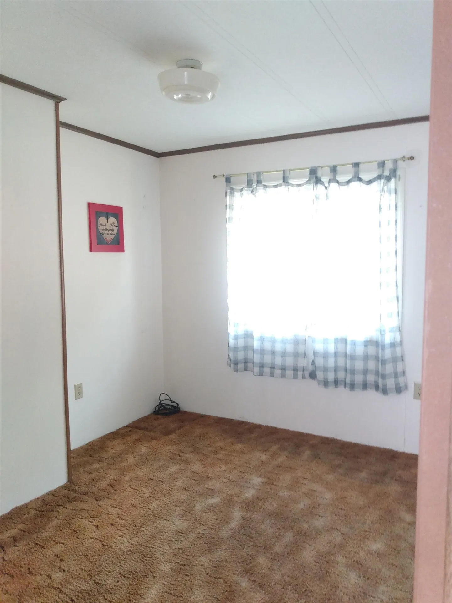 2 Agent Road Raymond NH 03077