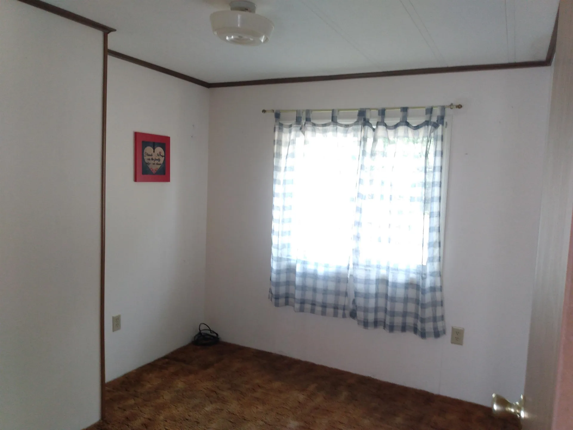 2 Agent Road Raymond NH 03077