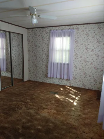 2 Agent Road Raymond NH 03077