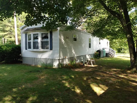 2 Agent Road Raymond NH 03077