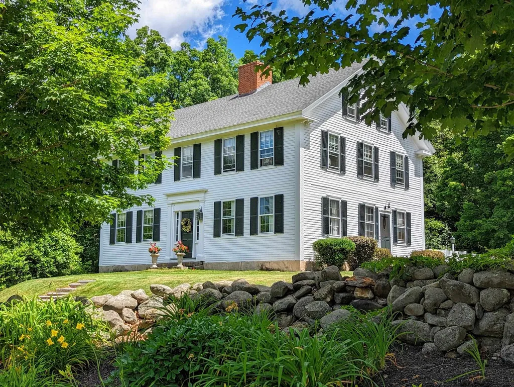 836 Jewett Road Hopkinton NH 03229