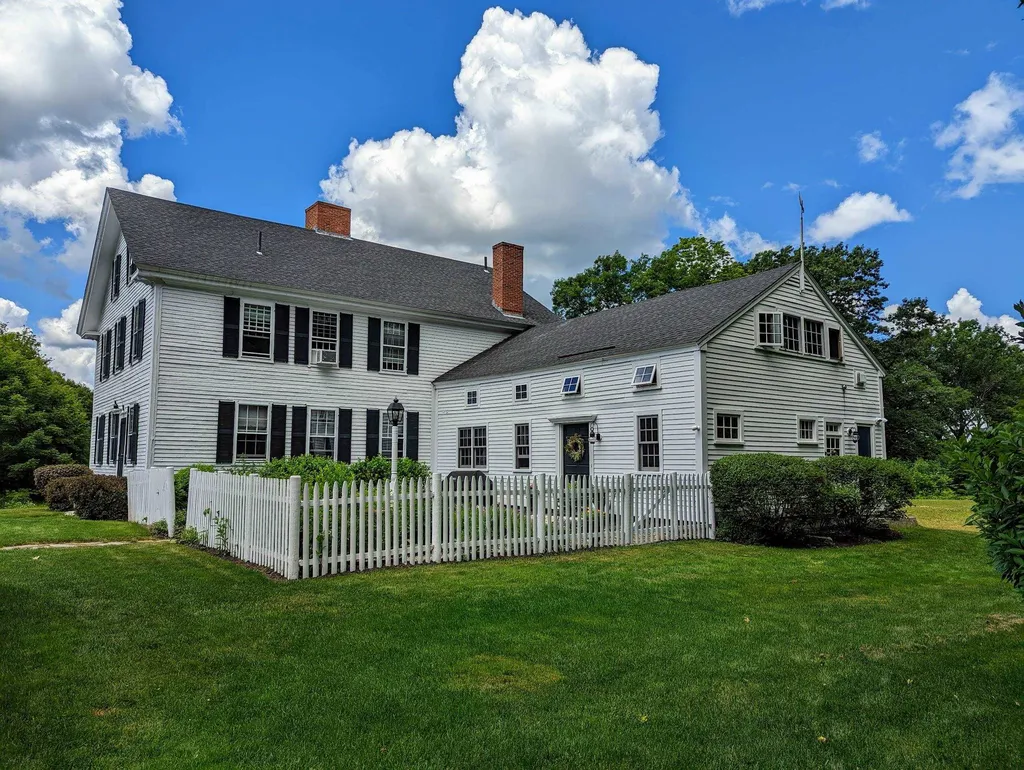 836 Jewett Road Hopkinton NH 03229