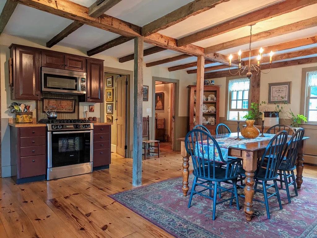 836 Jewett Road Hopkinton NH 03229