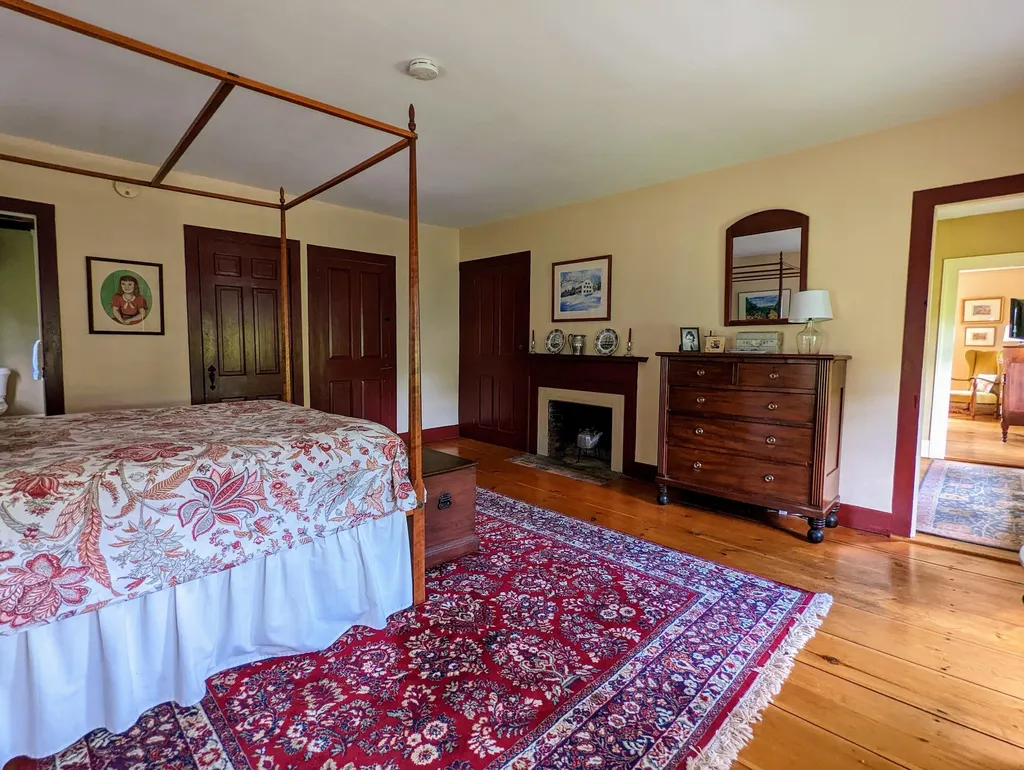 836 Jewett Road Hopkinton NH 03229