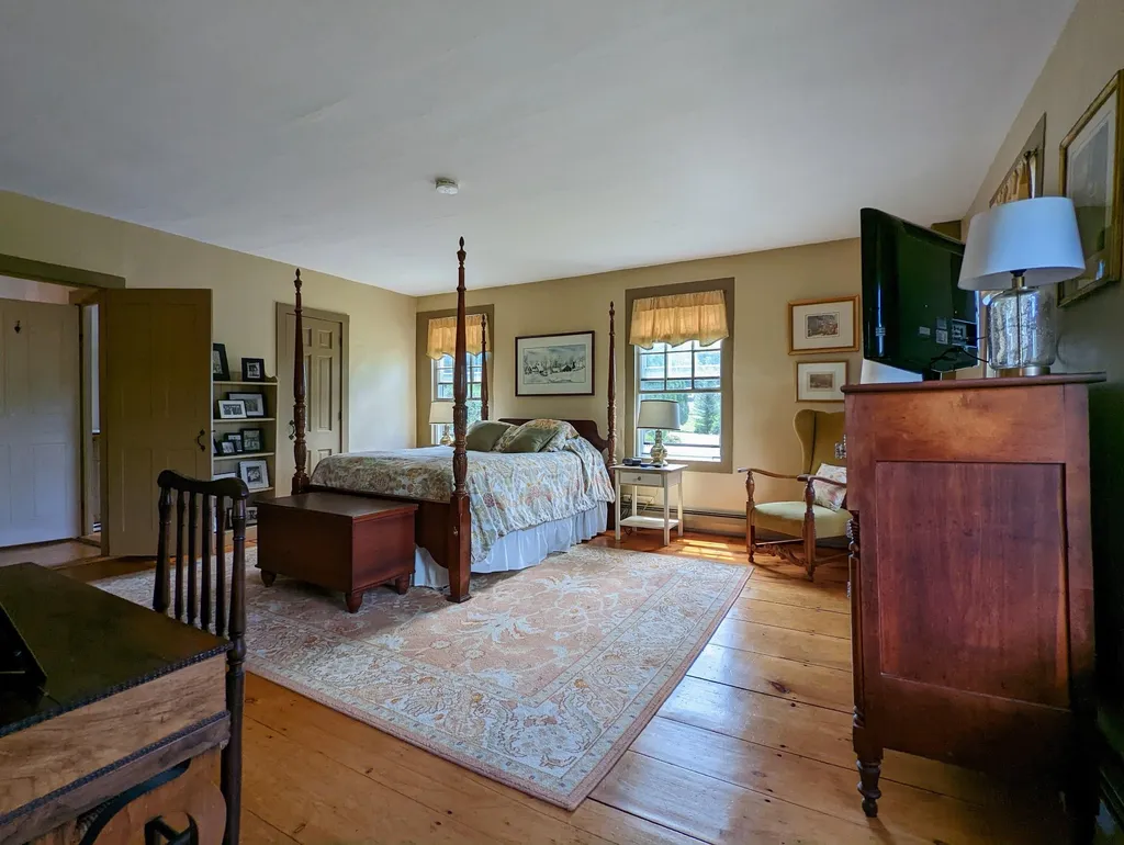 836 Jewett Road Hopkinton NH 03229