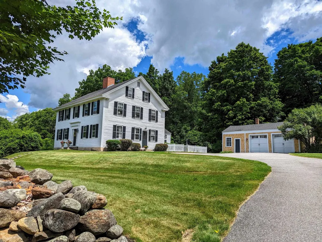 836 Jewett Road Hopkinton NH 03229