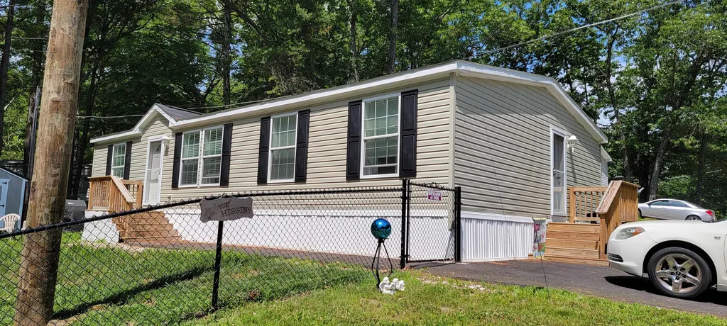 28 Fullam Circle Allenstown NH 03275