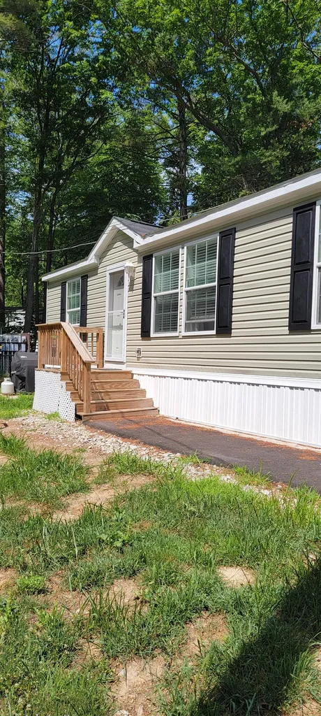 28 Fullam Circle Allenstown NH 03275