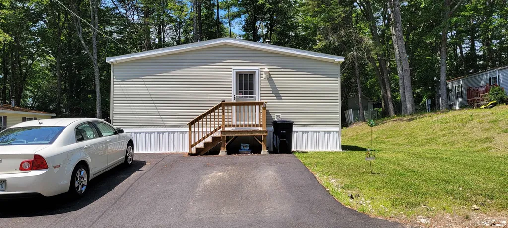 28 Fullam Circle Allenstown NH 03275
