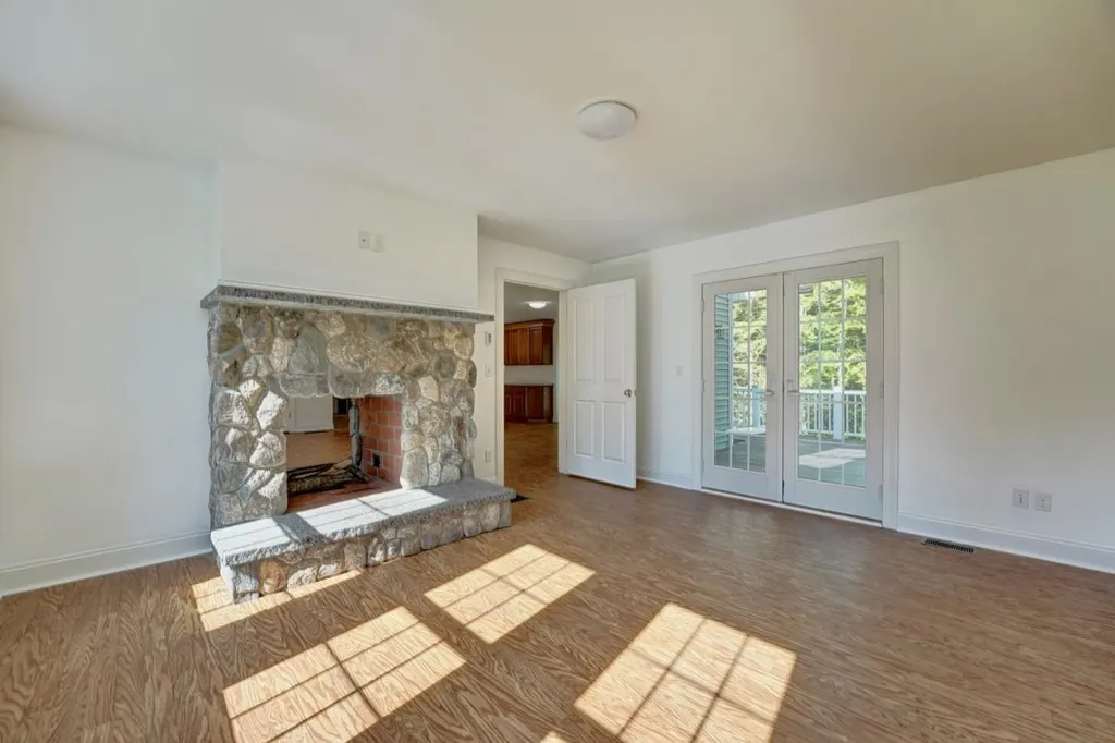 108 Mill Road North Hampton NH 03862