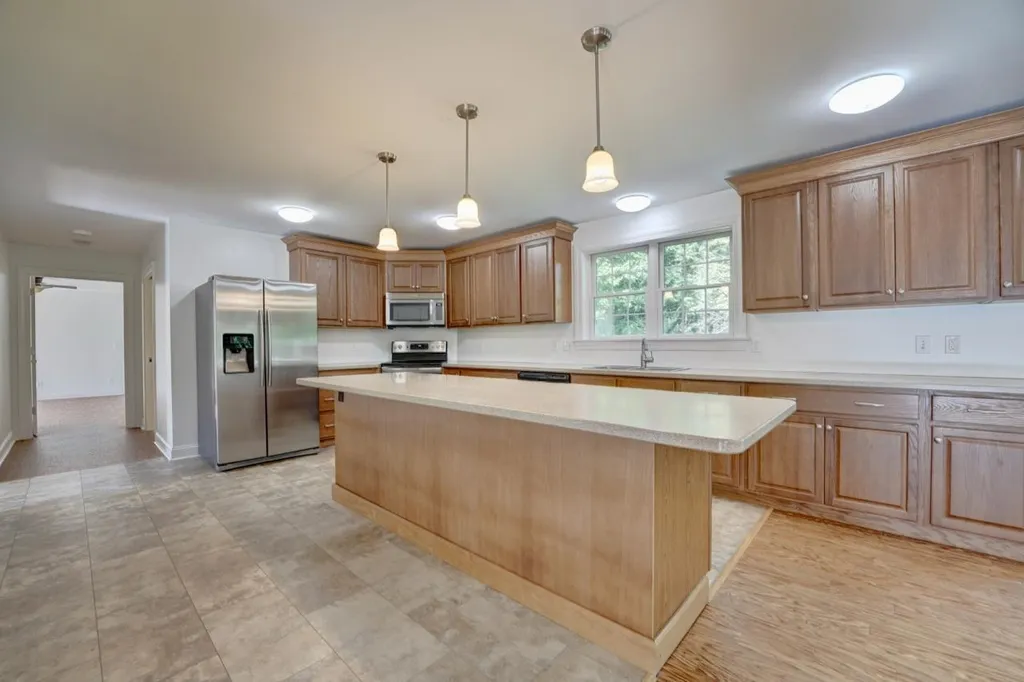 108 Mill Road North Hampton NH 03862