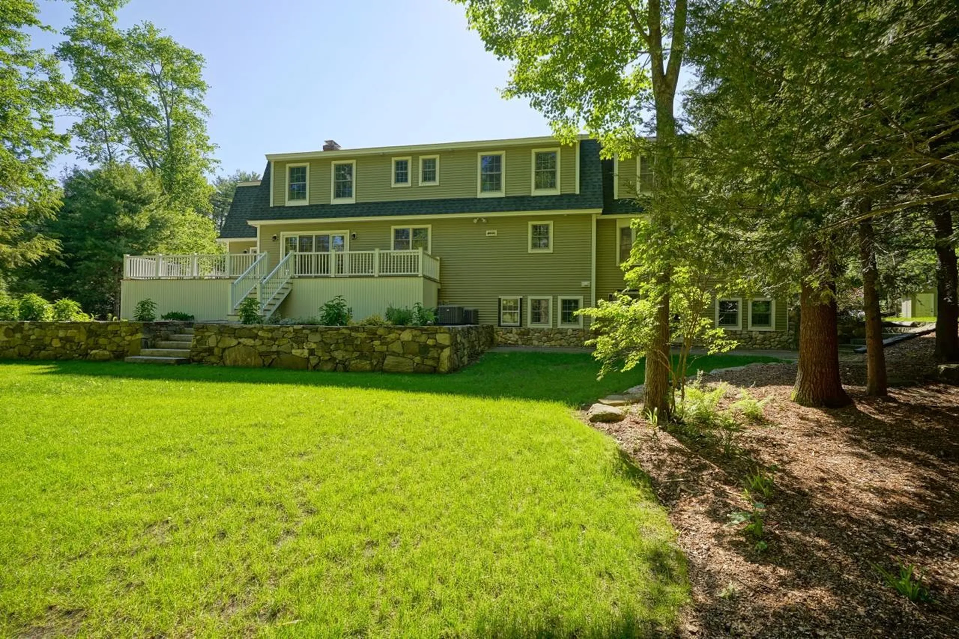 108 Mill Road North Hampton NH 03862