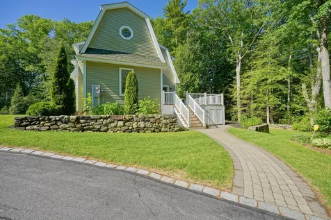 108 Mill Road North Hampton NH 03862