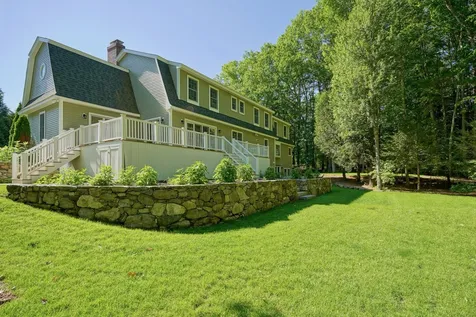 108 Mill Road North Hampton NH 03862
