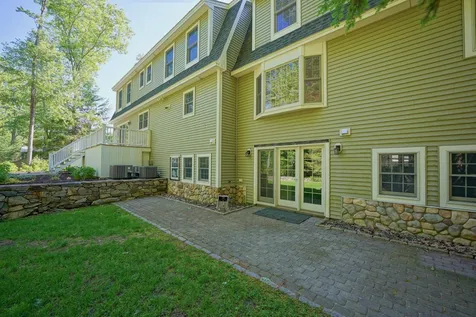 108 Mill Road North Hampton NH 03862