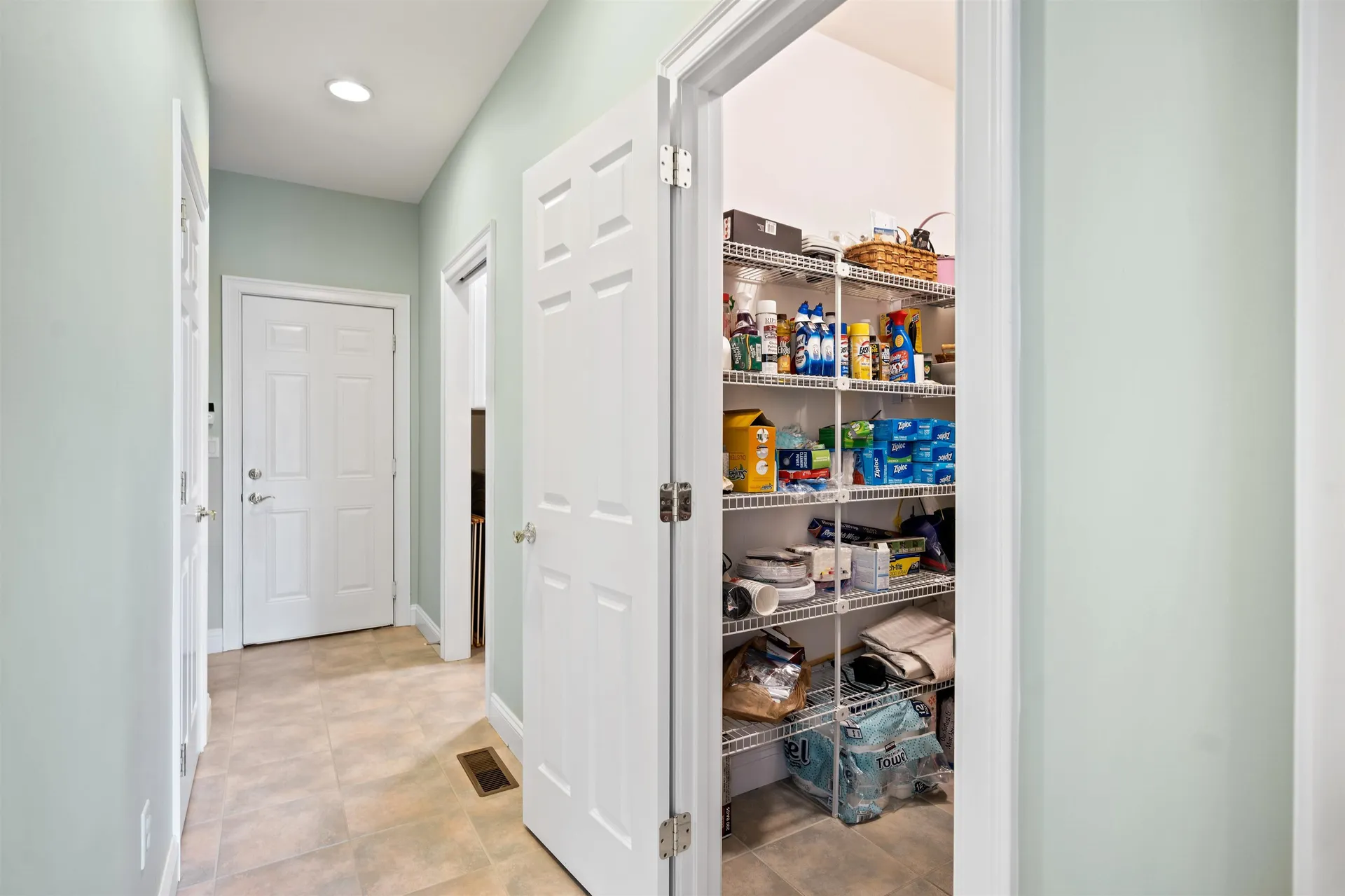 15 Freemans Way Hollis NH 03049