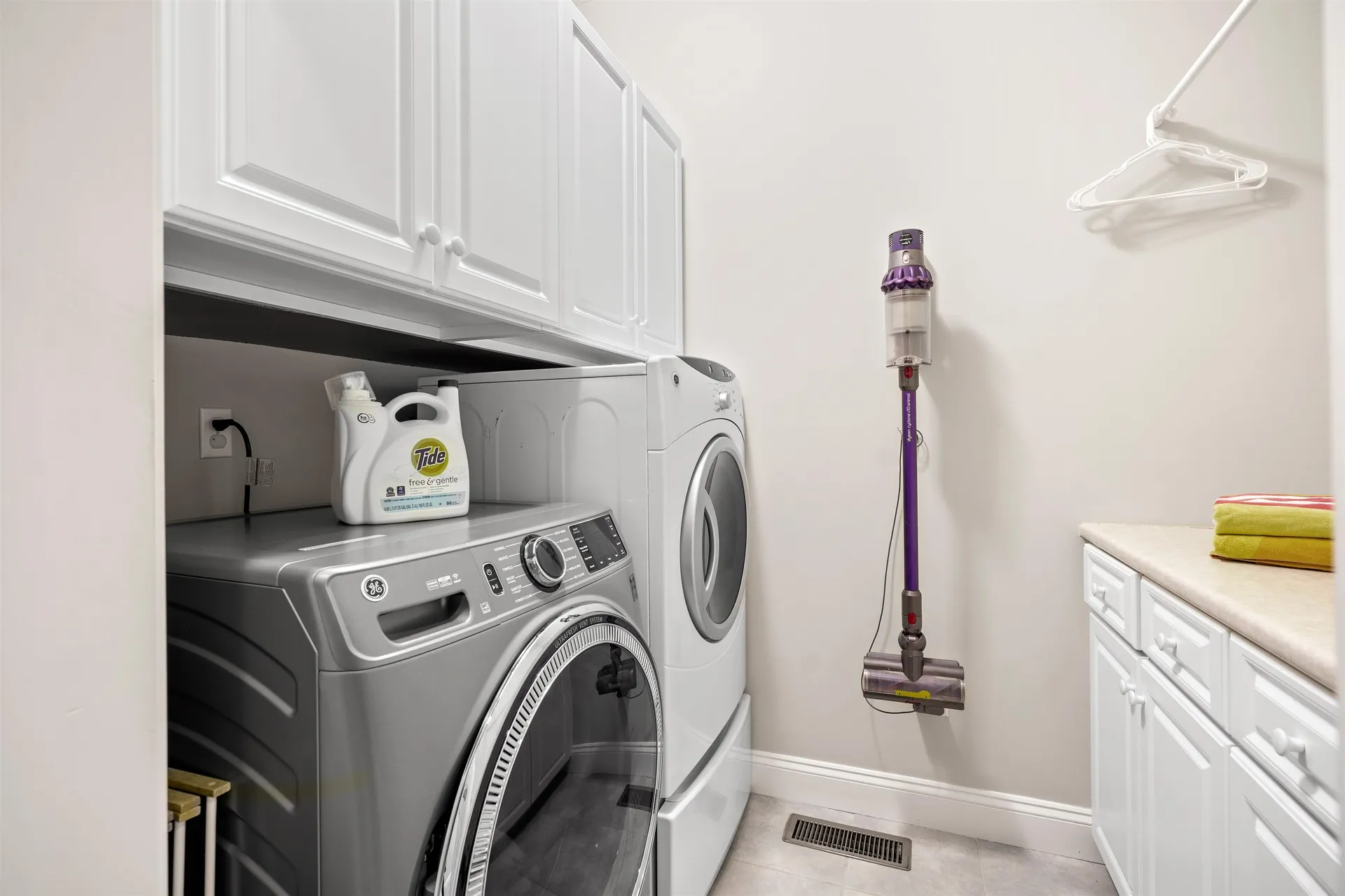 15 Freemans Way Hollis NH 03049