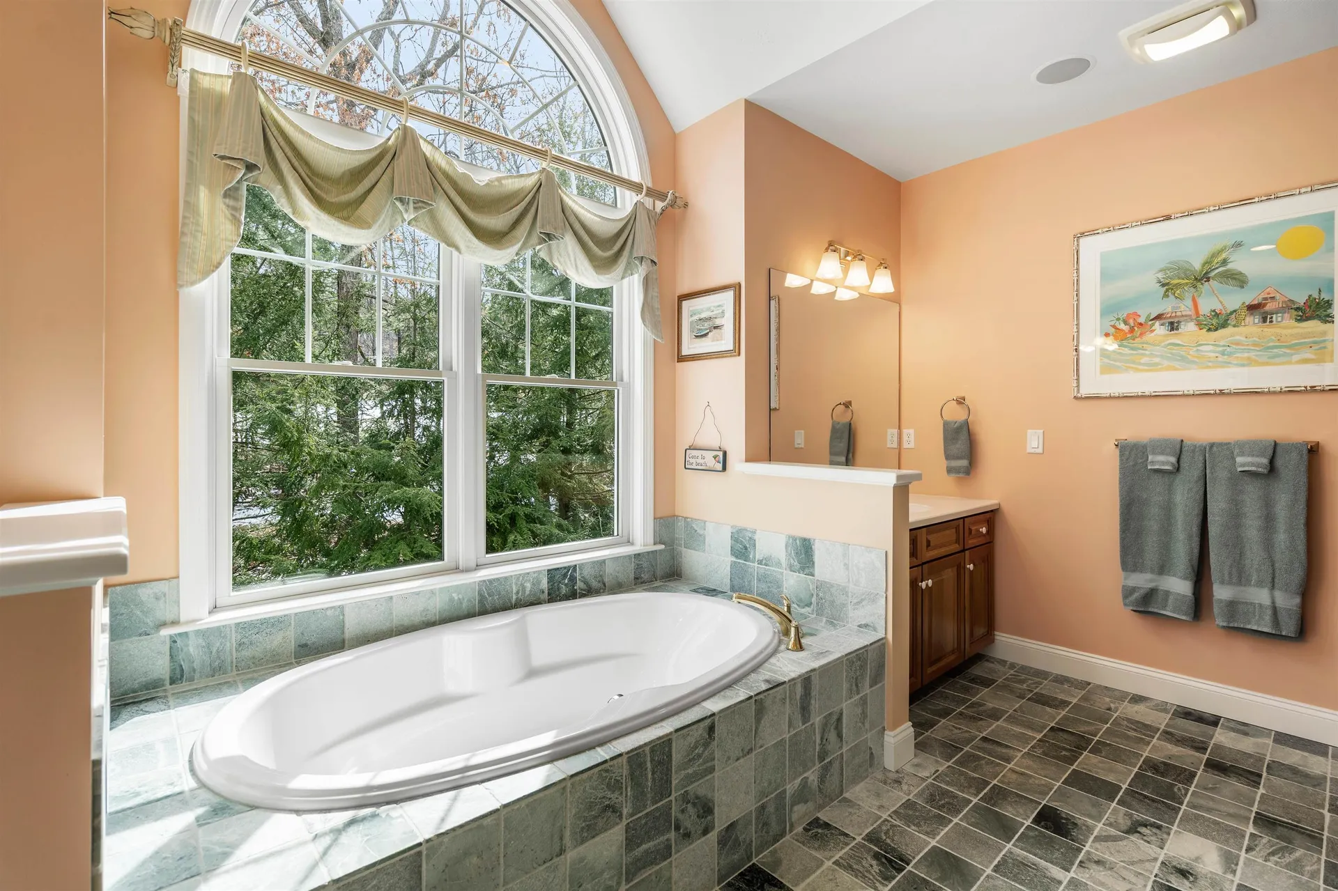 15 Freemans Way Hollis NH 03049