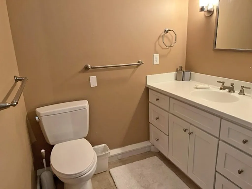 105 Forum Drive Warren VT 05674
