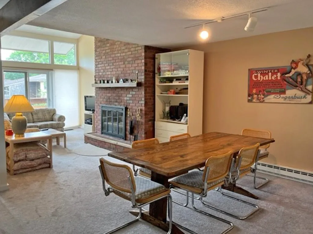 105 Forum Drive Warren VT 05674