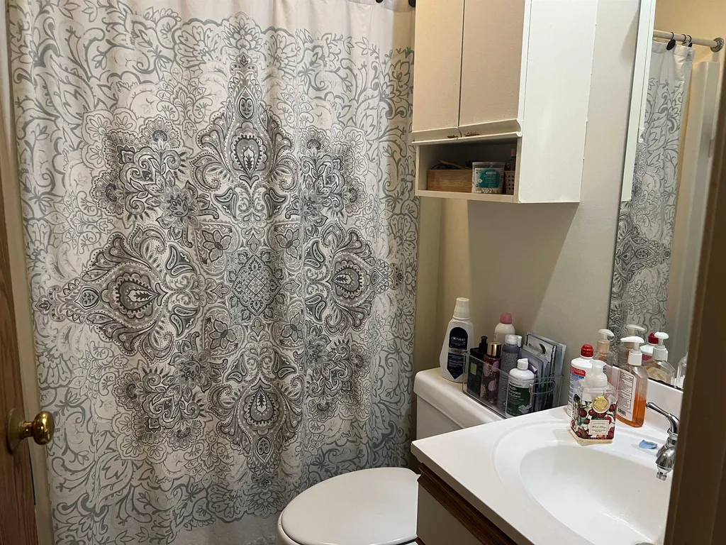 133 Colonial Drive Hartford VT 05001