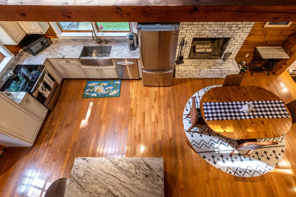 70 Flynn Hollow Road Sunderland VT 05250