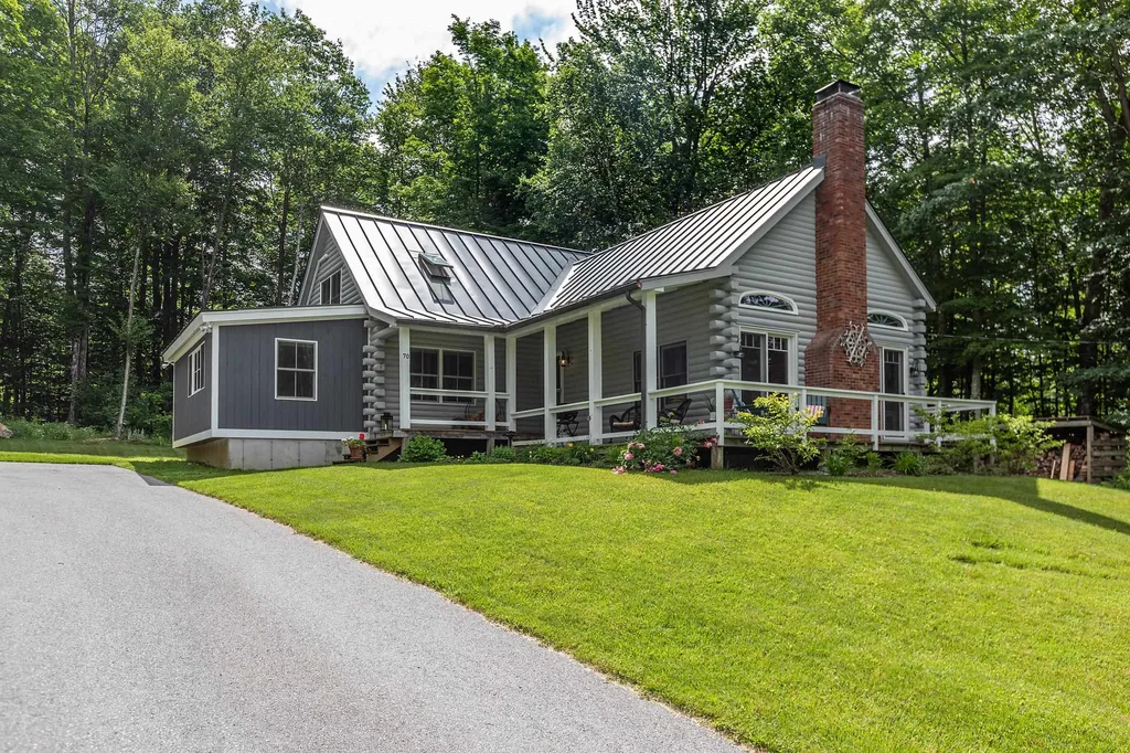 70 Flynn Hollow Road Sunderland VT 05250
