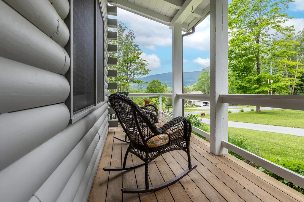 70 Flynn Hollow Road Sunderland VT 05250