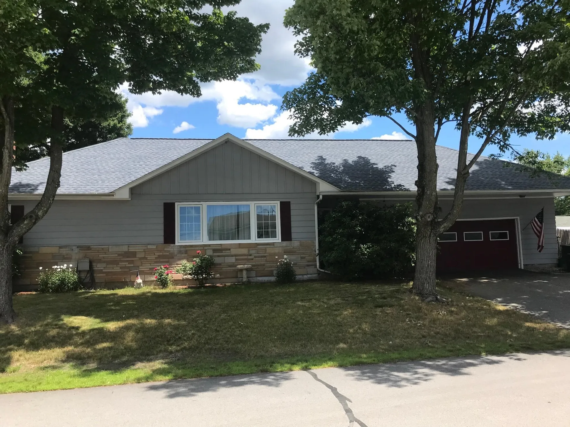 9 Dale Street Nashua NH 03060