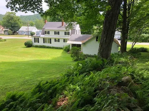 39 Country Hill Brattleboro VT 05301