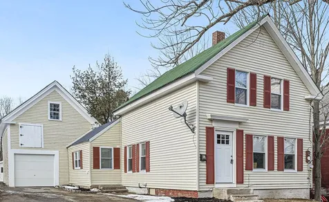 29 Tappan Street Farmington NH 03835