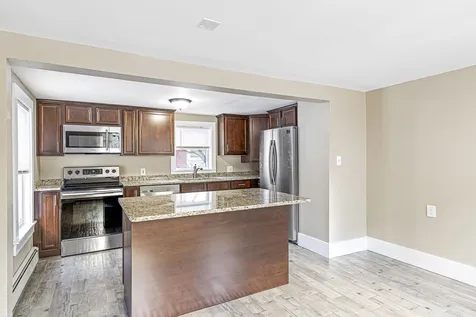 29 Tappan Street Farmington NH 03835