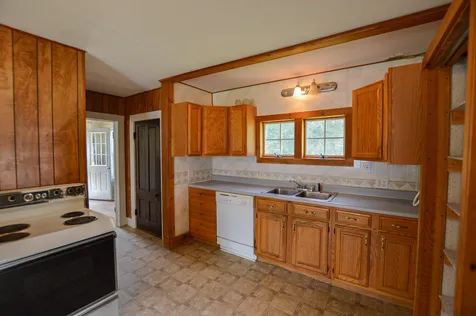 9 Meadow Street Ludlow VT 05149