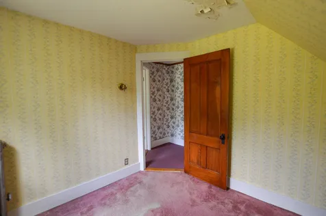 9 Meadow Street Ludlow VT 05149