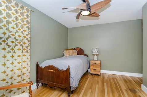 28 Tampa Street Nashua NH 03064