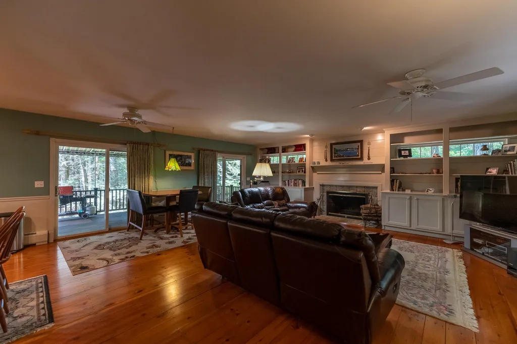 22 Berrywood Drive Wolfeboro NH 03894