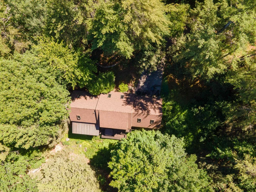 22 Berrywood Drive Wolfeboro NH 03894