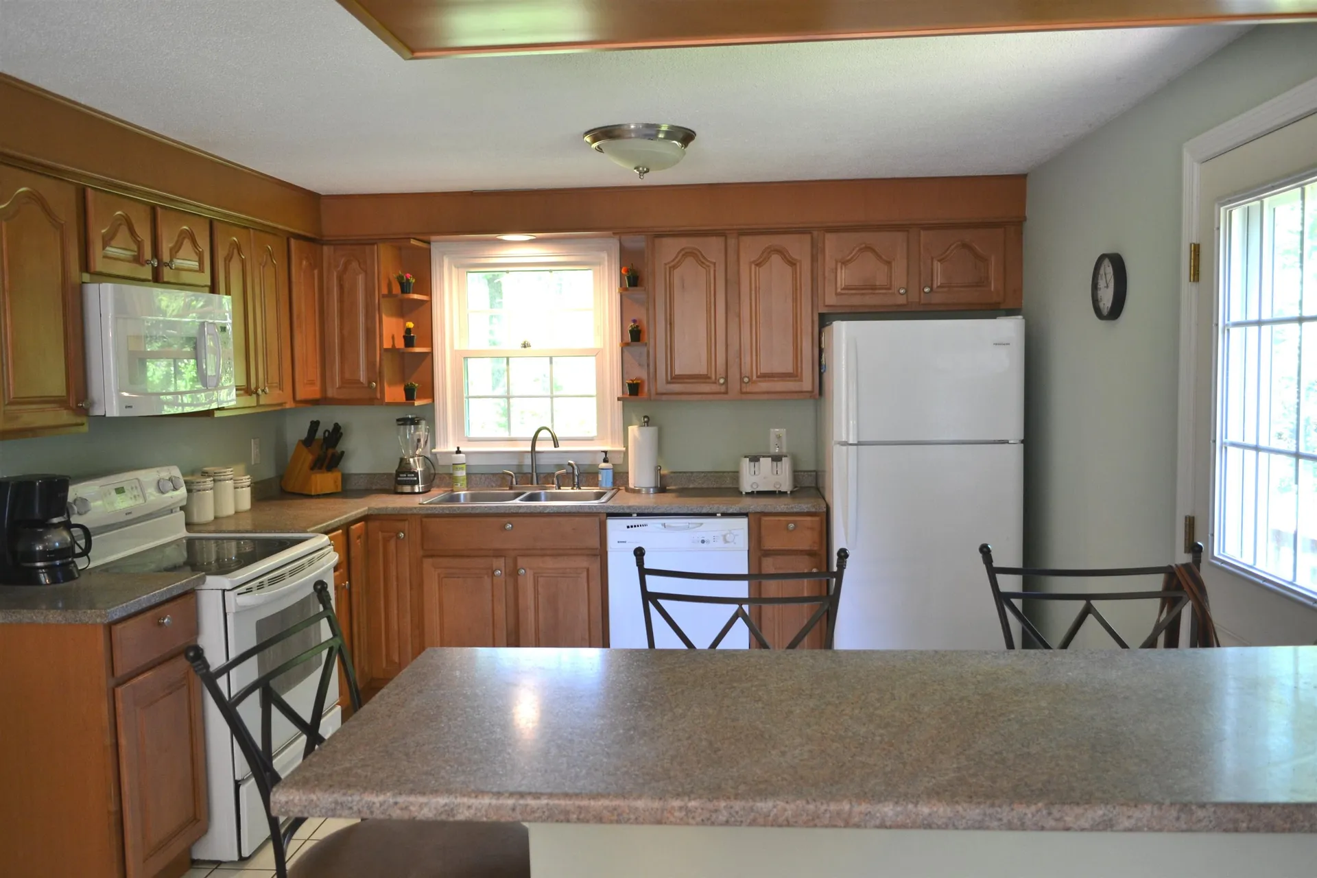 13 Chestnut Hill Drive Londonderry NH 03053