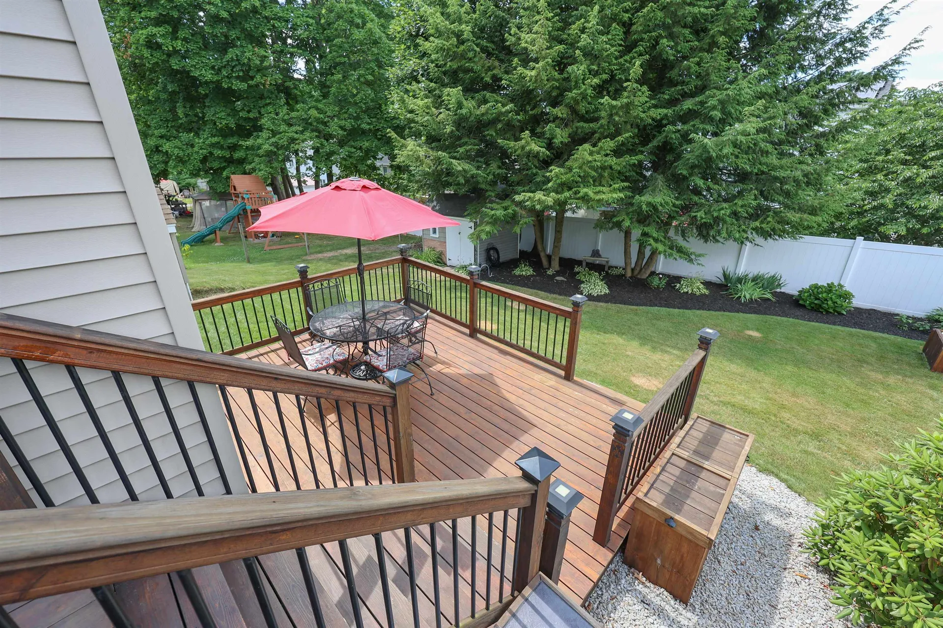 15 Grand Avenue Hudson NH 03051