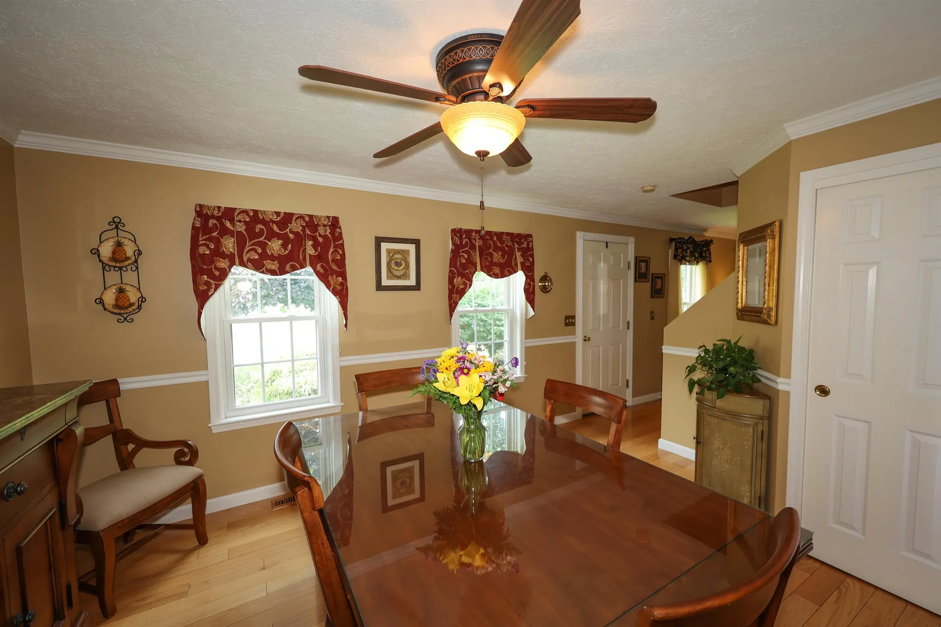 15 Grand Avenue Hudson NH 03051
